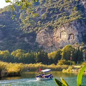 Zakkum Konukevi