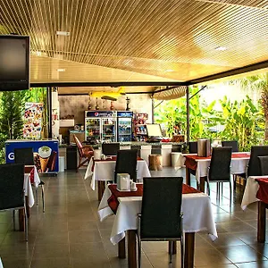 ** Otel Nazar Garden Türkiye